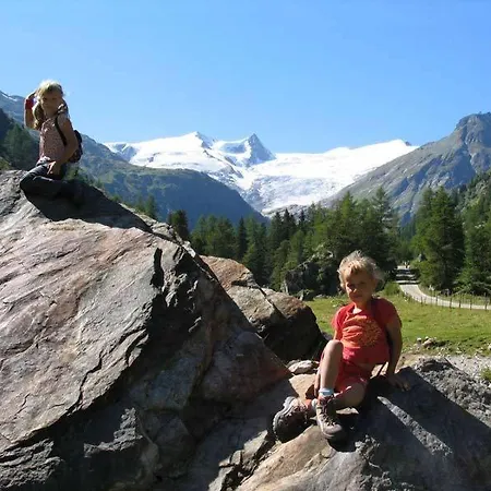 Plonerhof Alojamento de Turismo Rural Hopfgarten in Defereggen